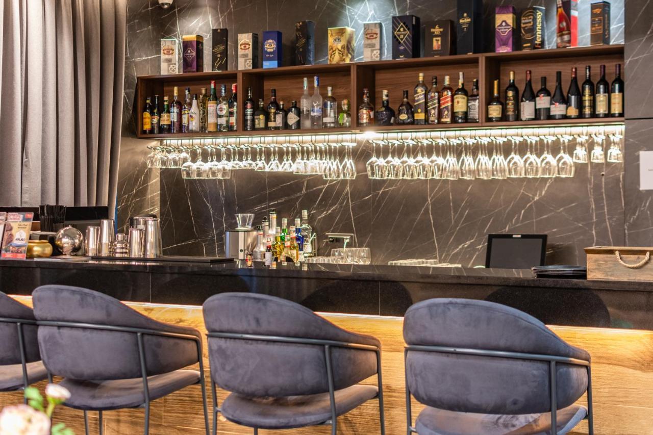 Garni Hotel Kruso Херцег Нови Екстериор снимка