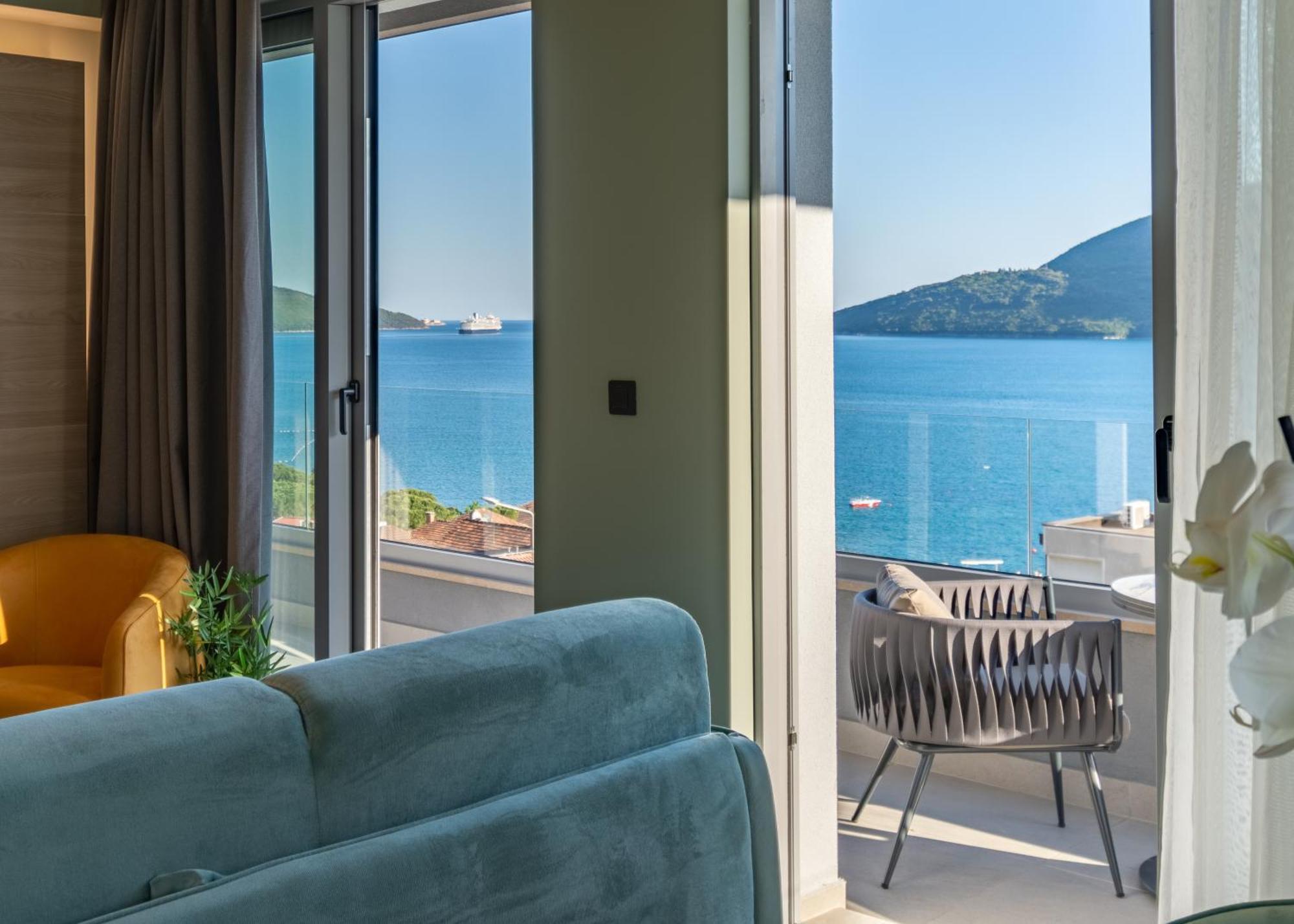 Garni Hotel Kruso Херцег Нови Екстериор снимка