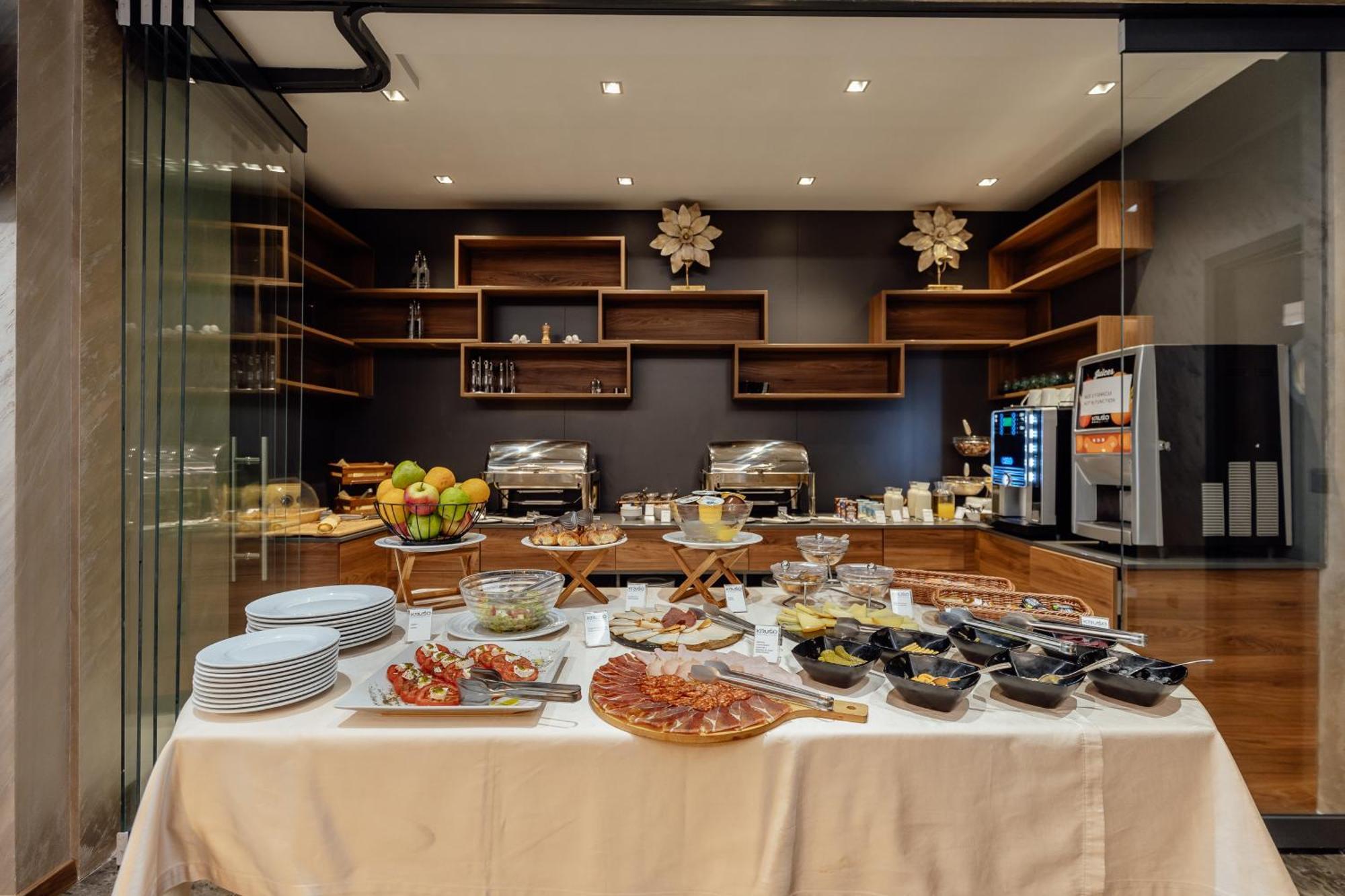 Garni Hotel Kruso Херцег Нови Екстериор снимка